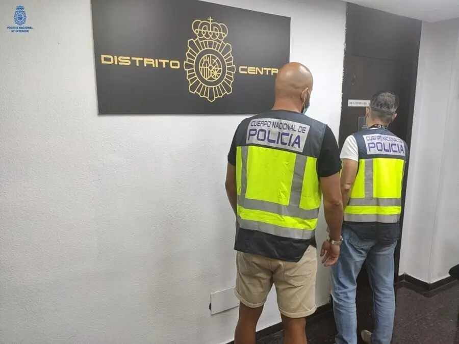 Detienen a un menor acusado de varios robos llevados a cabo con "violencia extrema".