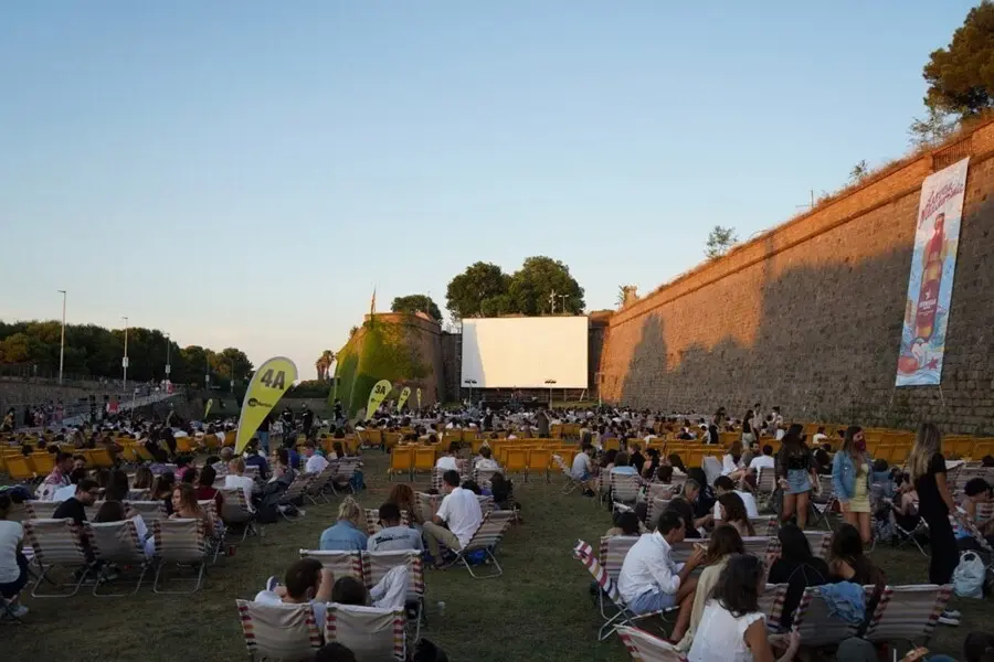 La Sala Montju&iuml;c 2021 de cine al aire libre de Barcelona.