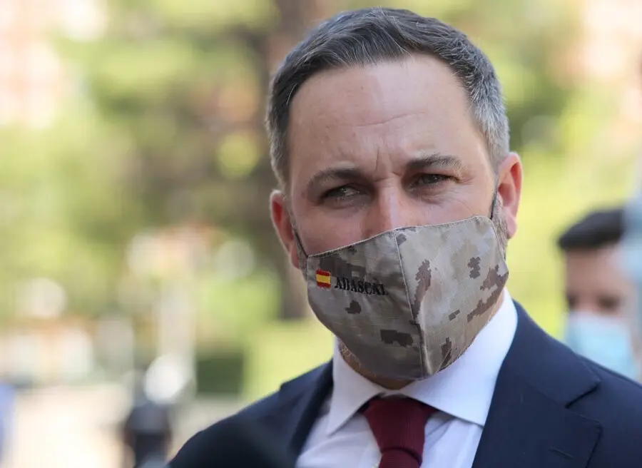 Archivo - El l&iacute;der de Vox, Santiago Abascal, a su llegada al Tribunal Constitucional (TC) 