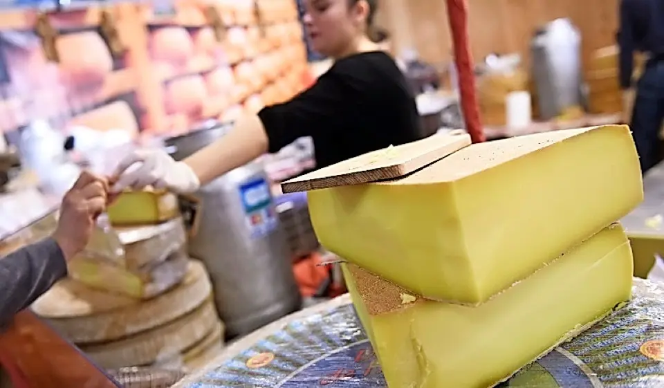 Feria del queso en una edici&oacute;n pasada. / Alerta
