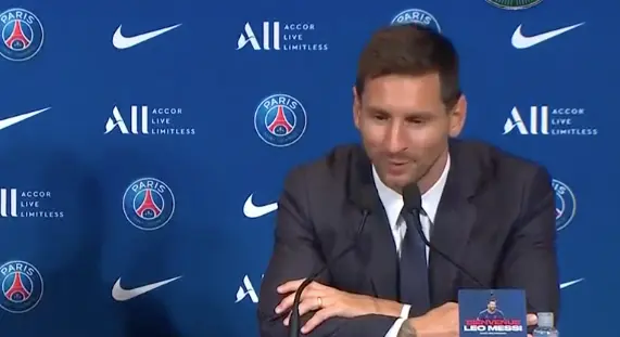 Leonel Messi durante su presentaci&oacute;n. / ALERTA