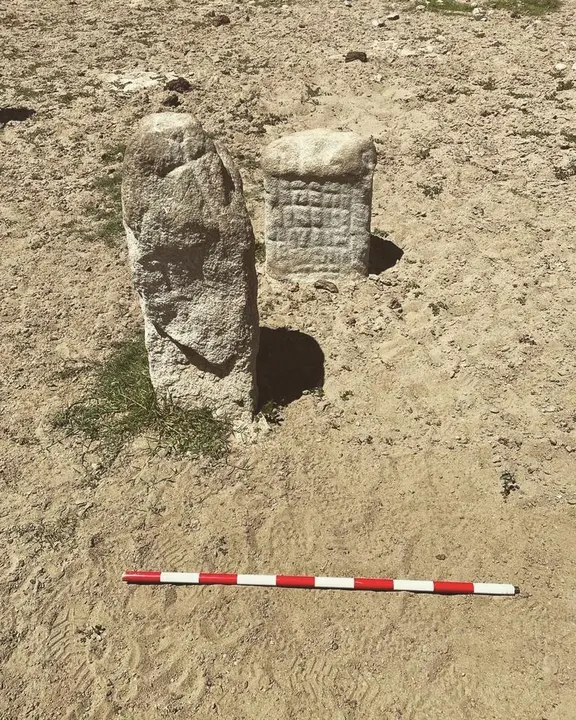 Recuperan un ep&iacute;grafe de &eacute;poca Romana en la antigua Augustobriga aprovechando el bajo nivel del pantano de Valdeca&ntilde;as