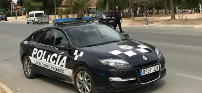 Polic&iacute;a Local de Torre Pacheco.