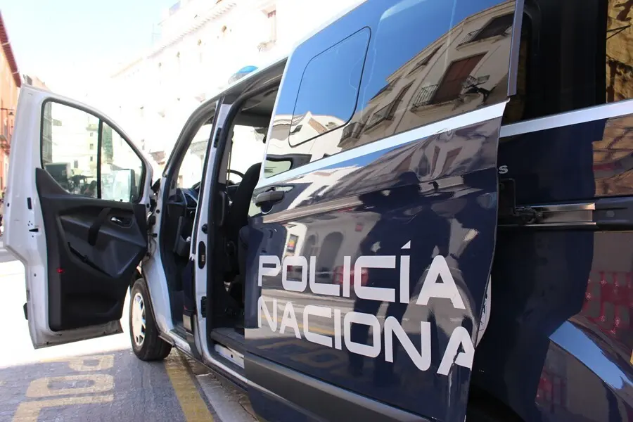 Veh&iacute;culo de la Polic&iacute;a Nacional