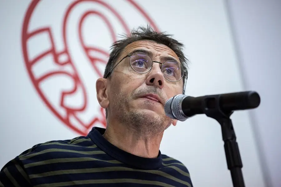 El director de la Fundaci&oacute;n Instituto 25M Democracia, Juan Carlos Monedero, participa en una mesa de debate, a 21 de julio de 2021, en San Lorenzo de El Escorial, Madrid (Espa&ntilde;a). 