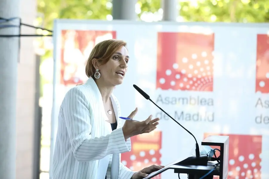 Archivo - La portavoz de M&aacute;s Madrid en la Comunidad y l&iacute;der de la oposici&oacute;n,&nbsp;M&oacute;nica Garc&iacute;a, ofrece una rueda de prensa previa a la celebraci&oacute;n de una sesi&oacute;n plenaria en la Asamblea de Madrid, a 15 de julio de 2021, en Madrid (Espa&ntilde;a). El pleno debate hoy 