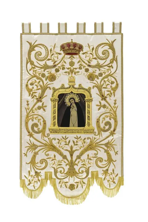 La Real F&aacute;brica de Tapices restaura un estandarte de la Virgen de La Paloma por encargo del Ayuntamiento
