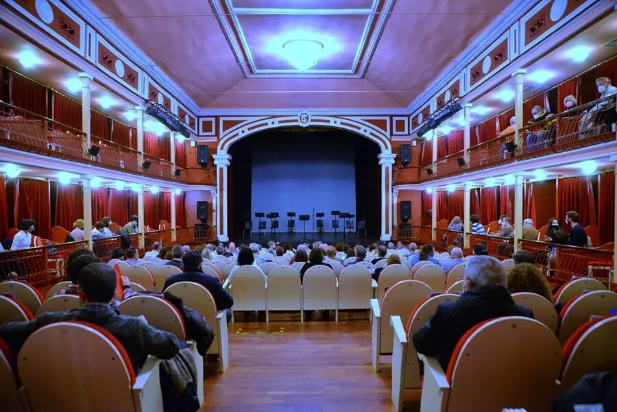 Archivo - Teatro Sal&oacute;n Cervantes