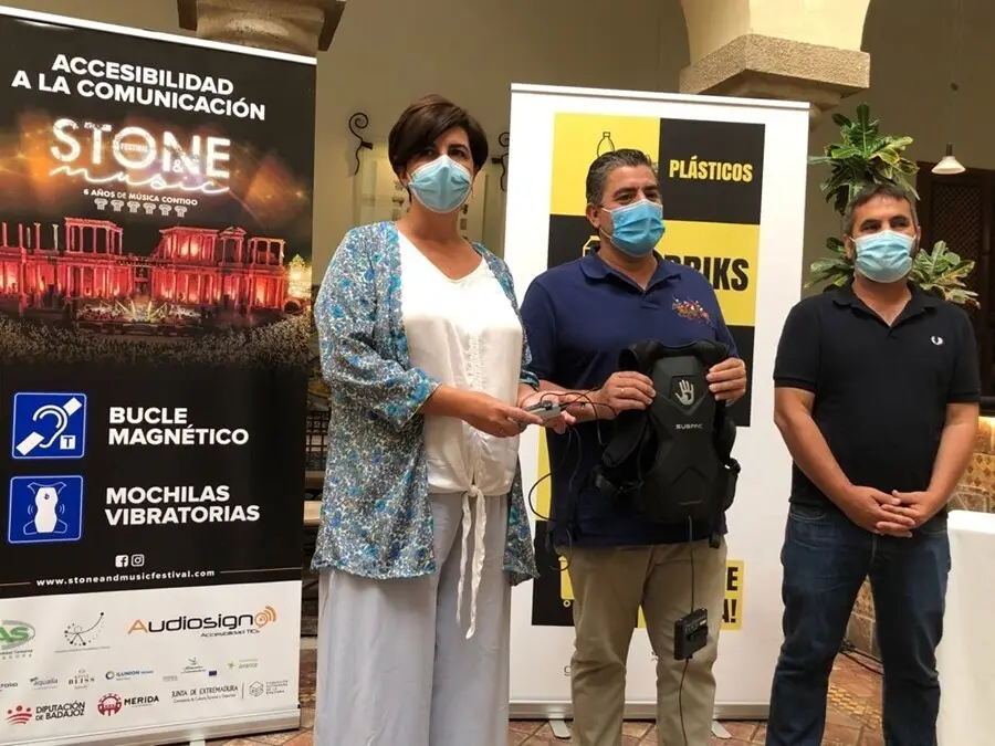 Presentaci&oacute;n de medidas de accesibilidad en el Festival Stone&Music de M&eacute;rida