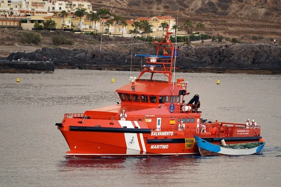 Archivo - Un barco de Salvamento Mar&iacute;timo