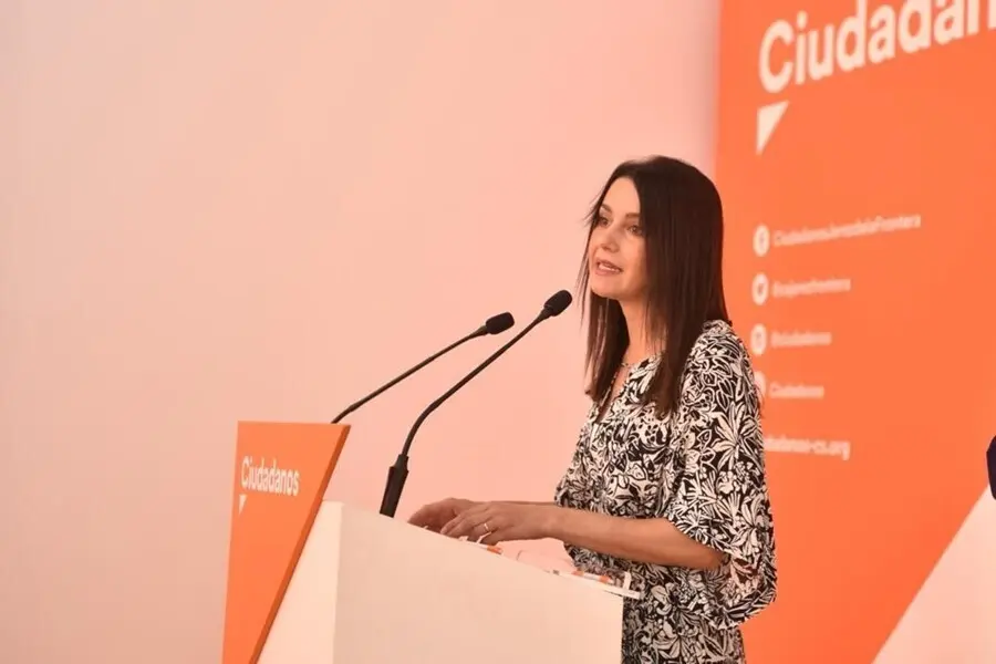 La presidenta de Cs, In&eacute;s Arrimadas, este jueves en rueda de prensa en Jerez de la Frontera (C&aacute;diz).