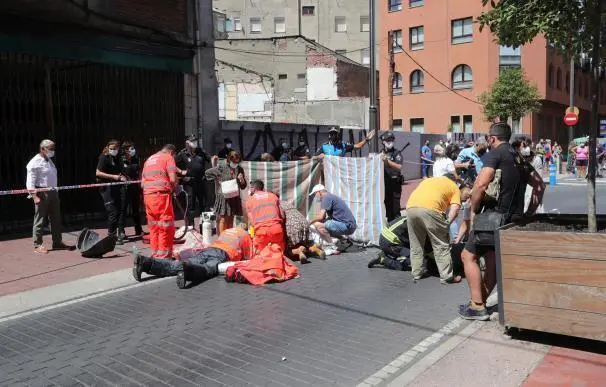 Muere una de las heridas de Ponferrada tras arrollar un coche una terraza de bar