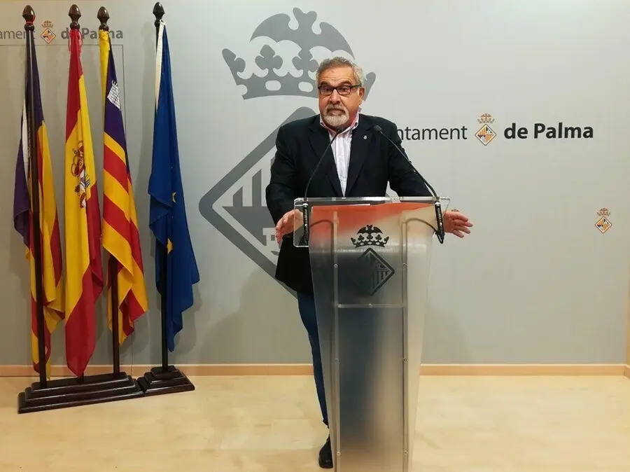 Archivo - Josep Llu&iacute;s Bauz&agrave;, en una imagen de 2017 ejerciendo entonces como portavoz de Cs en Cort.