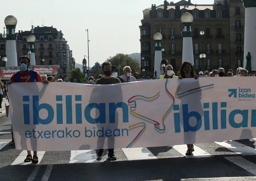Imagen de la manifestaci&oacute;n por el acercamiento de los presos de ETA celebrada este s&aacute;bado en San sebasti&aacute;n