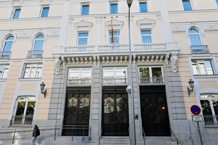 Archivo - Fachada del edificio del Consejo General del Poder Judicial (CGPJ), en Madrid (Espa&ntilde;a) a 18 de octubre de 2020. 