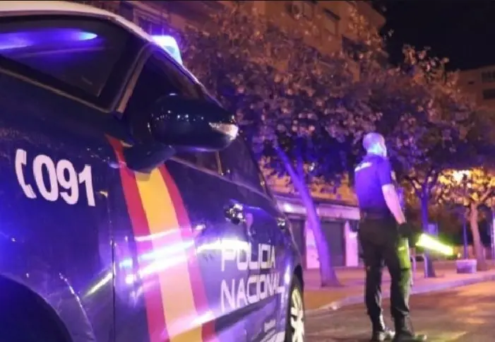 Archivo - Un agente de Polic&iacute;a Nacional.
