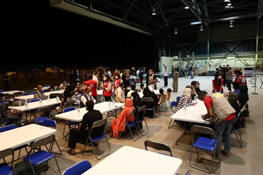 Archivo - Instalaciones para la acogida de refugiados afganos en Torrej&oacute;n