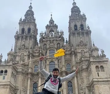Antonio Vel&aacute;zquez se suma al proyecto de concienciaci&oacute;n en la ruta Jacobea el &ldquo;Camino del Reciclaje&rdquo; de Ecoembes