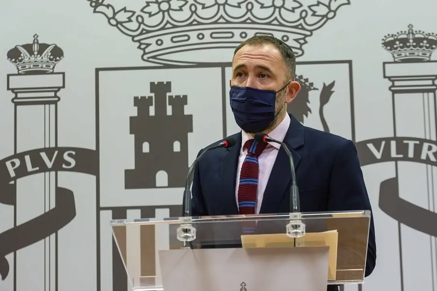 Archivo - El delegado del Gobierno en el Pa&iacute;s Vasco, Denis Itxaso