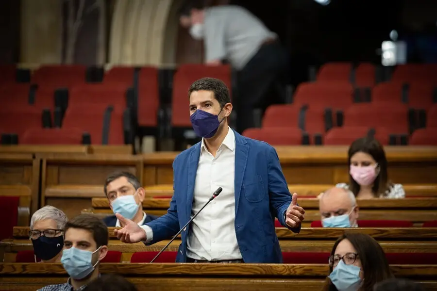 Imagen de archivo - El portavoz de Cs en el Parlament, Nacho Mart&iacute;n Blanco, interviene durante una sesi&oacute;n plenaria en el Parlament de Catalu&ntilde;a, a 29 de julio de 2021, en Barcelona, Catalunya, (Espa&ntilde;a).