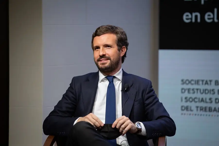 Archivo - El l&iacute;der del PP, Pablo Casado, en el debate 'La lucha contra la desigualdad, factor b&aacute;sico del progreso econ&oacute;mico' de la Societat Barcelonina d'Estudis Econ&ograve;mics i Socials de Foment del Treball, en Barcelona a 15 de marzo de 2021.