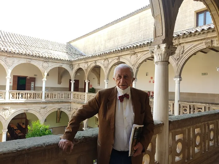 Inocencio Arias en los cursos de la UNIA en su sede en Baeza.