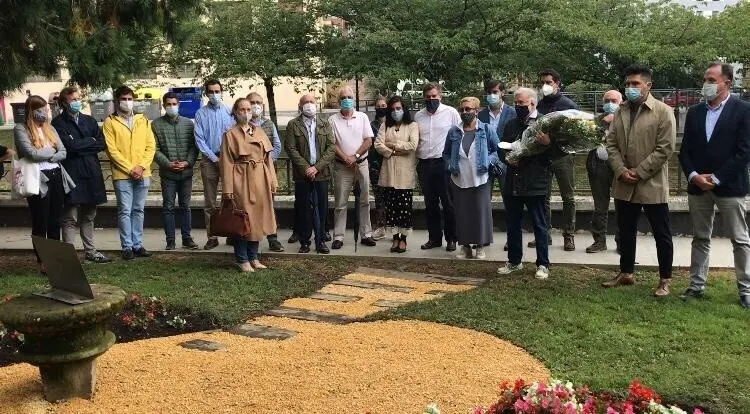 Archivo - Homenaje el a&ntilde;o pasado a Manuel Indiano, concejal del PP en Zumarraga asesinado por ETA