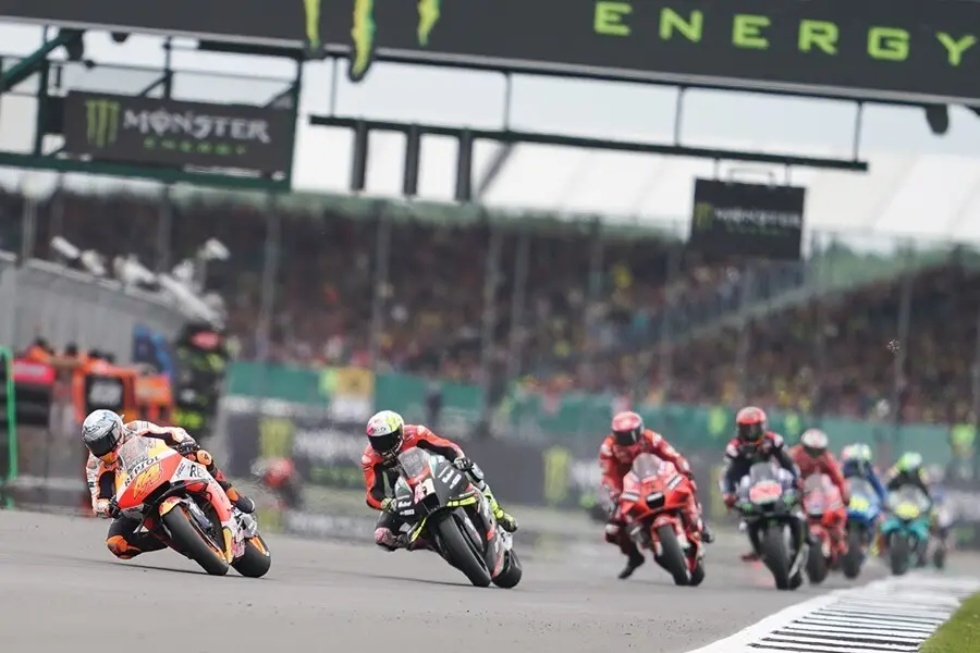 Pol Espargar&oacute;, Gran Breta&ntilde;a