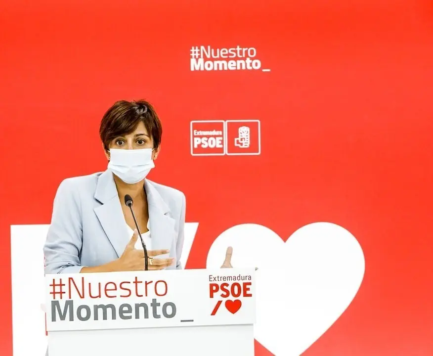 La ministra de Pol&iacute;tica Territorial y portavoz del Gobierno de Espa&ntilde;a, Isabel Rodr&iacute;guez Garc&iacute;a, en rueda de prensa en M&eacute;rida para abrir el curso pol&iacute;tico en Extremadura