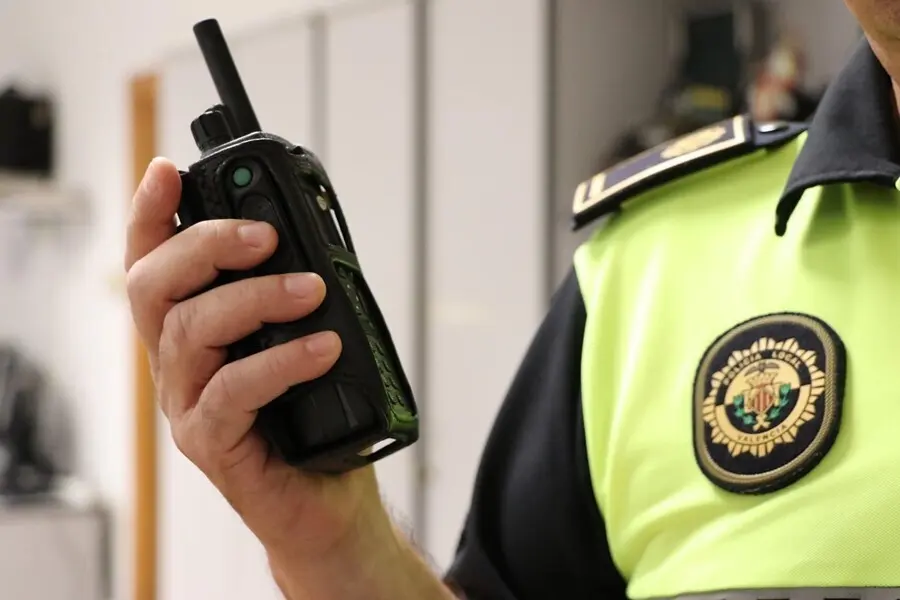 Archivo - Agente de la Polic&iacute;a Local de Val&egrave;ncia en imagen de archivo