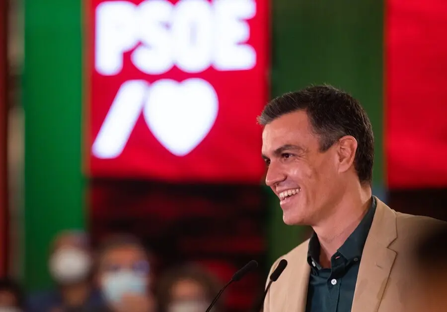 Archivo - El secretario general del PSOE y presidente del Gobierno, Pedro S&aacute;nchez