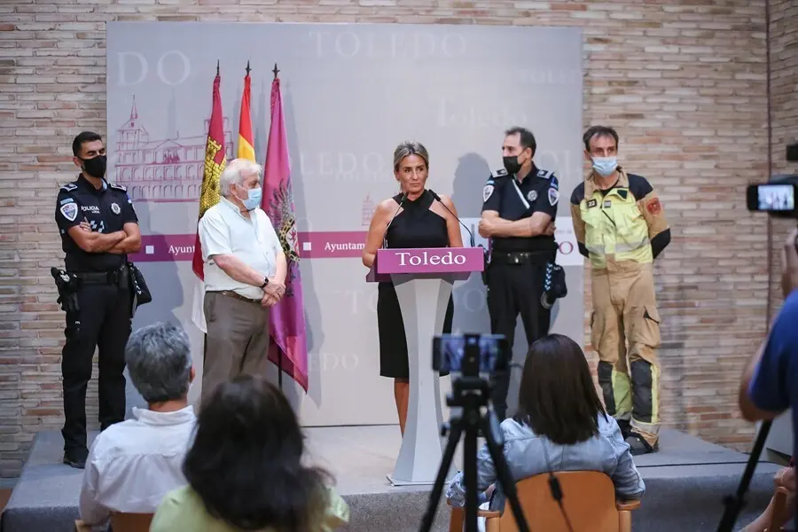La alcaldesa de Toledo, Milagros Tol&oacute;n, en rueda de prensa