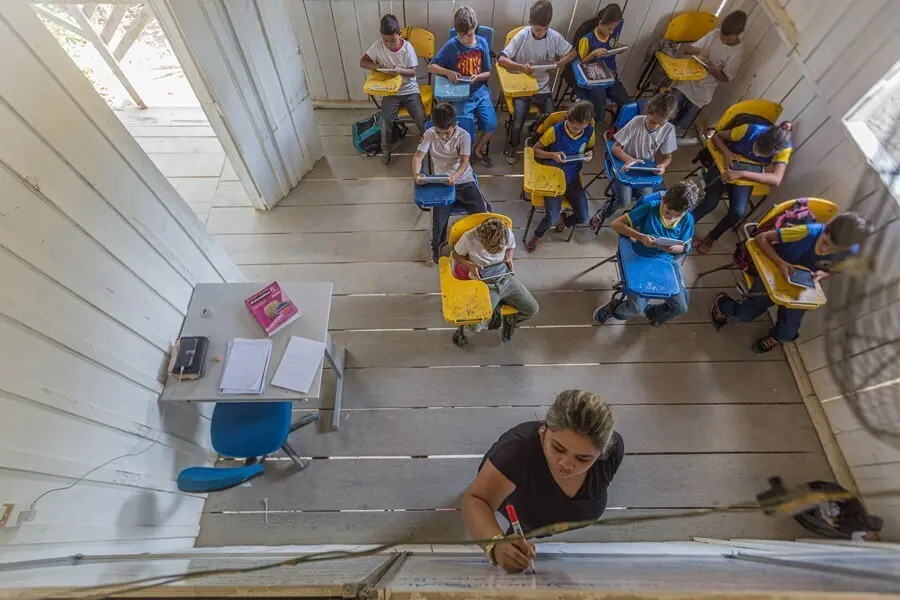 Archivo - Manaos (Amazon, Brasil) El programa de educaci&oacute;n digital 'ProFuturo', impulsado por Fundaci&oacute;n Telef&oacute;nica y Fundaci&oacute;n 'la Caixa', ha sido galardonado con el 'Premio WISE' a la innovaci&oacute;n educativa de la Qatar Foundation