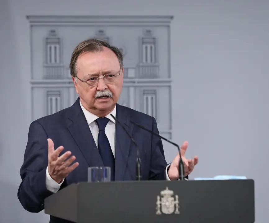 El presidente de la Ciudad Aut&oacute;noma de Ceuta, Juan Jes&uacute;s Vivas, en la rueda de prensa en agosto en Madrid