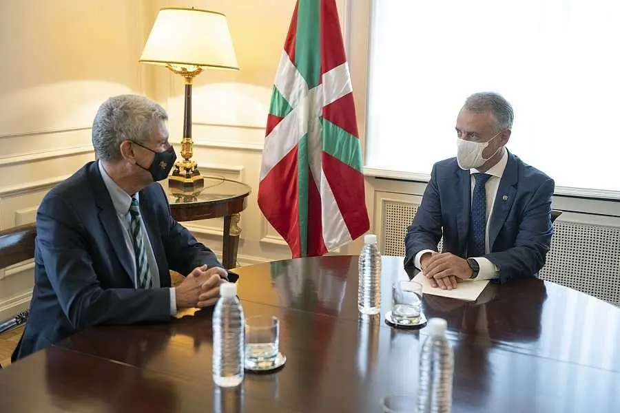 P&eacute;rez Tornero y Urkullu, en Ajuria Enea