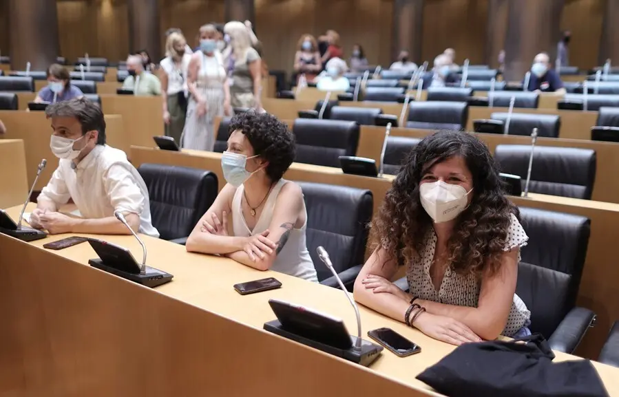 Archivo - (I-D) El presidente del grupo parlamentario de Unidas Podemos en el Congreso, Jaume Asens; la portavoz parlamentaria de Unidas Podemos, Aina Vidal y la portavoz adjunta de Unidas Podemos en el Congreso, Sof&iacute;a Fern&aacute;ndez Casta&ntilde;&oacute;n, asisten a una re