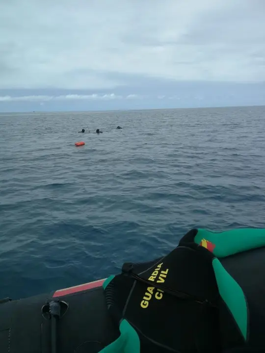 Zona de b&uacute;squeda del submarinista en la costa del Aeroclub, en San Bartolom&eacute; de Tirajana