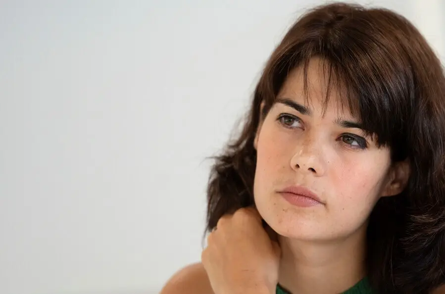 La coportavoz de Podemos, Isa Serra, posa durante la entrevista concedida a Europa Press, a 3 de septiembre de 2021, en Madrid, (Espa&ntilde;a).