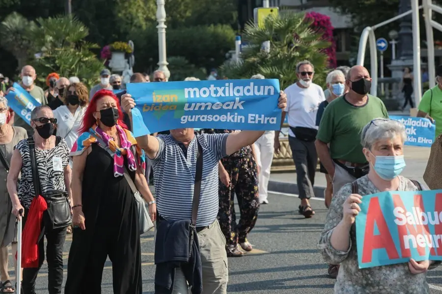 Marcha convocada por SARE a favor del acercamiento de los presos de ETA celebrada el 21 de agosto de 2021 en San Sebasti&aacute;n