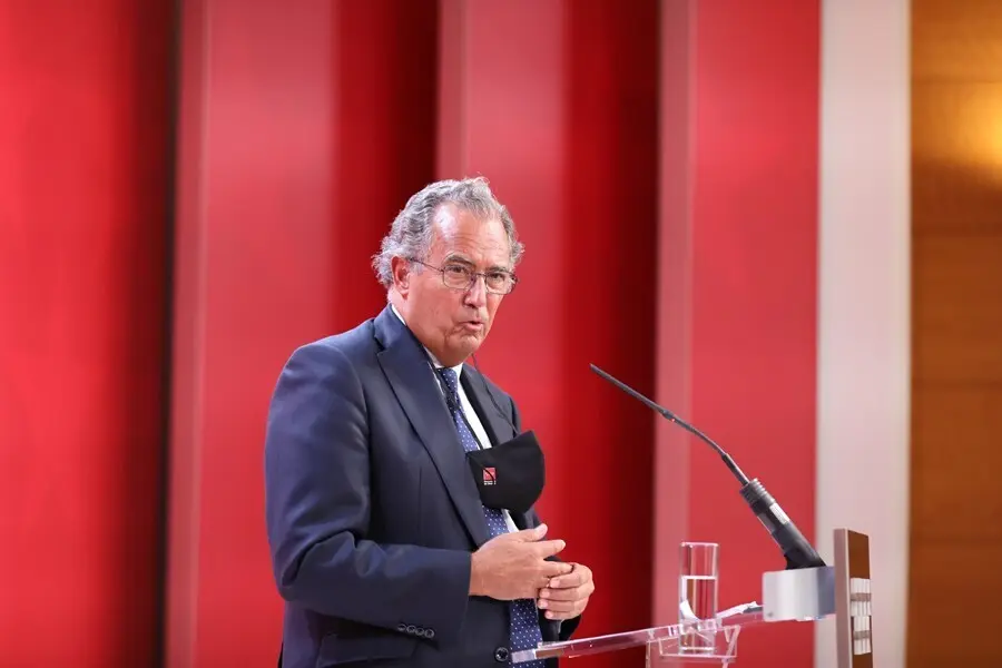 El consejero de Educaci&oacute;n, Ciencia y Universidades de la Comunidad de Madrid, Enrique Ossorio, interviene en una rueda de prensa en la sede del Gobierno regional, a 6 de septiembre de 2021, en Madrid (Espa&ntilde;a). 