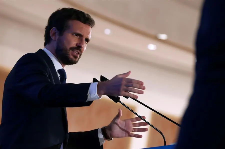 El l&iacute;der del PP, Pablo Casado participa este martes en el desayuno informativo del F&oacute;rum Europa en Madrid. EFE/J.J. Guill&eacute;n