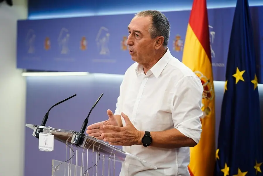 Archivo - El diputado de Comprom&iacute;s en el Congreso, Joan Baldov&iacute;, ofrece una rueda de prensa en el Congreso de los Diputados, a 27 de julio de 2021, en Madrid, (Espa&ntilde;a).