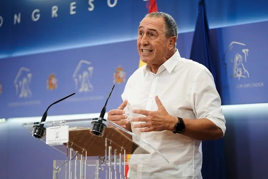 Archivo - El diputado de Comprom&iacute;s en el Congreso, Joan Baldov&iacute;, ofrece una rueda de prensa en el Congreso de los Diputados, a 27 de julio de 2021, en Madrid, (Espa&ntilde;a).