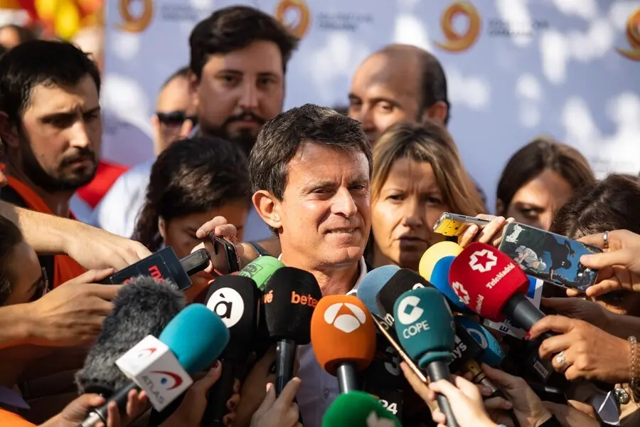 Archivo - El concejal del Ayuntamiento de Barcelona y exprimer ministro franc&eacute;s, Manuel Valls, en una foto de archivo. 