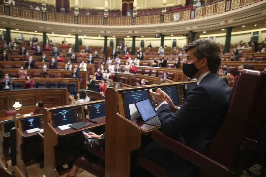 Archivo - Sesi&oacute;n plenaria en el Congreso