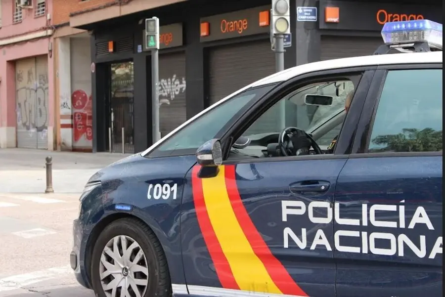 Recurso de un veh&iacute;culo de la Polic&iacute;a Nacional