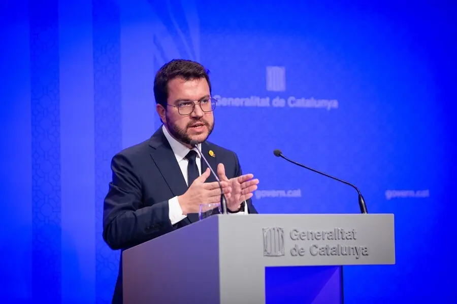 Archivo - El presidente de la Generalitat, Pere Aragon&egrave;s, ofrece una rueda de prensa tras una reuni&oacute;n del Consejo Ejecutivo de la Generalitat, a 3 de agosto de 2021, en Barcelona, Catalu&ntilde;a, (Espa&ntilde;a). Esta comparecencia se produce un d&iacute;a despu&eacute;s de que el 