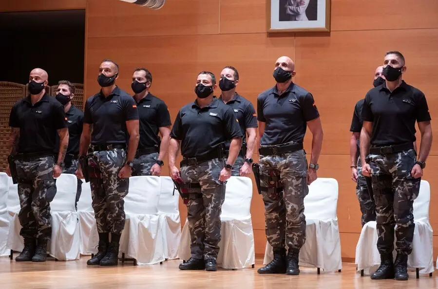 Polic&iacute;as del Grupo Especial de Operaciones (GEO) que trabajaron en la evacuaci&oacute;n de Afganist&aacute;n, durante el acto de homenaje de este jueves en el Complejo de Canillas de la Polic&iacute;a