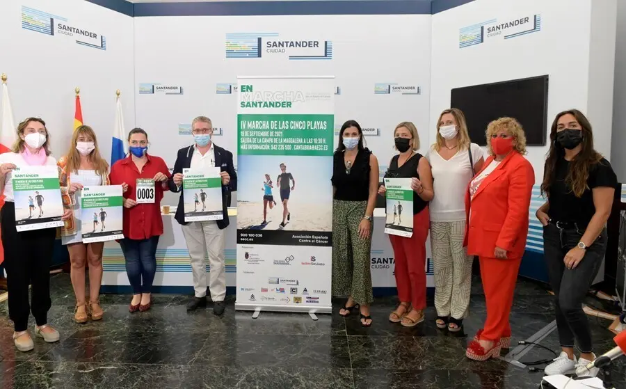Presentaci&oacute;n de la 'Marcha de las cinco playas' contra el c&aacute;ncer