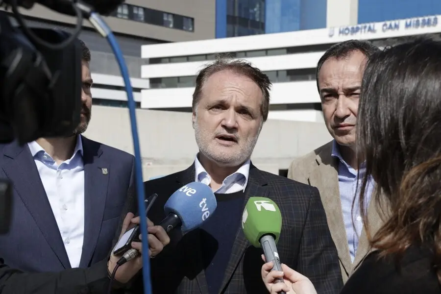 Archivo - El exdiputado de Cs Maxo Benalal.